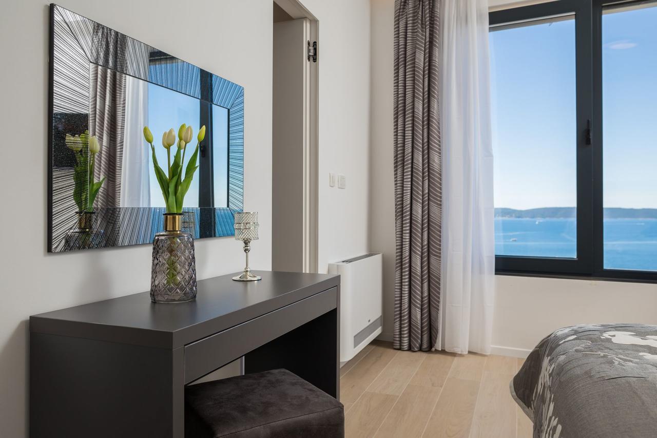 Luxury Villa Gold Pearl With Pool Trogir Exterior foto